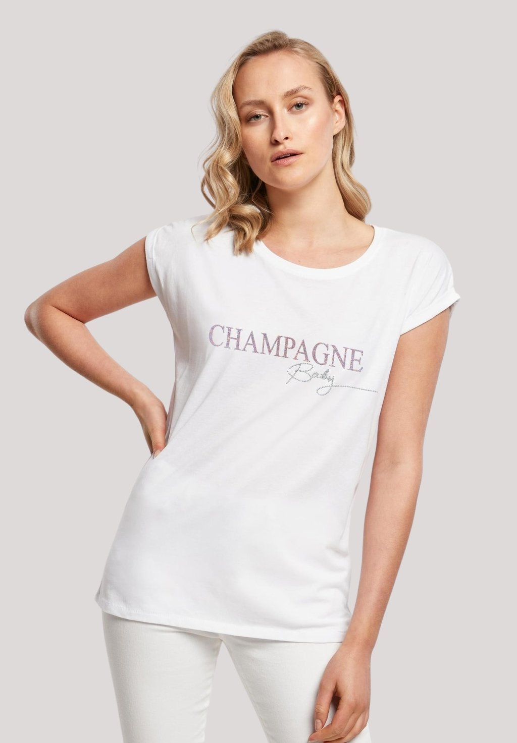 

Футболка с принтом CAMPAGNE Be Famous, белый