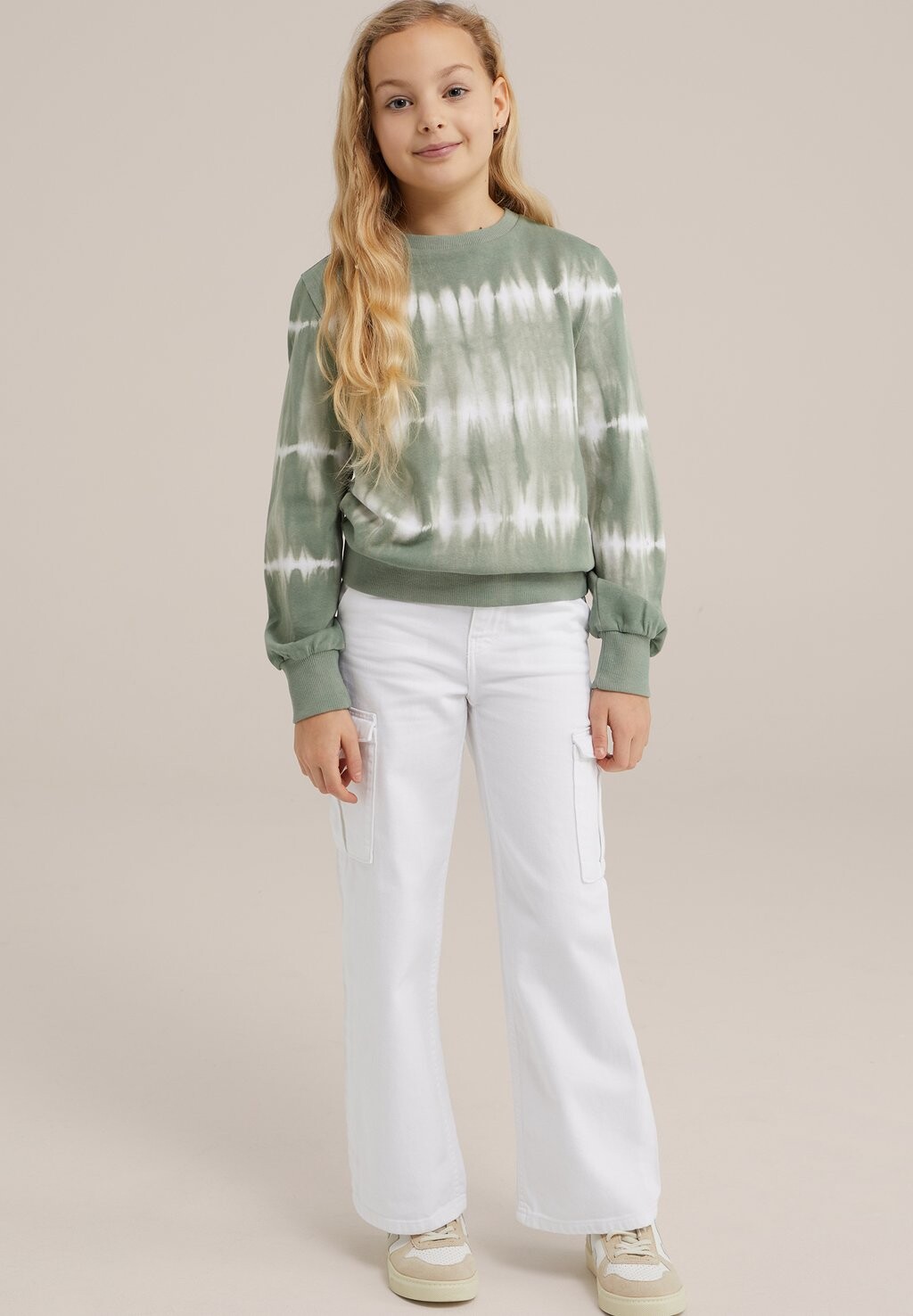 

Толстовка WE Fashion, зеленый