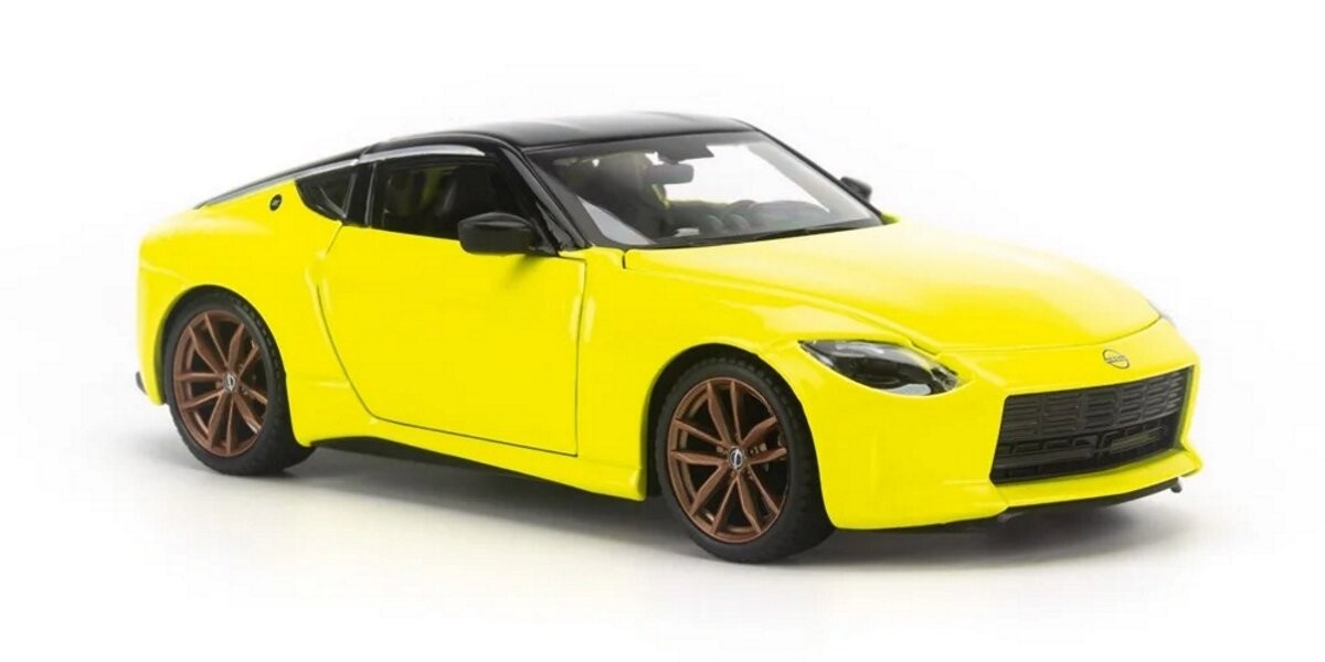 

MAISTO Nissan Z 2023 1/24 32904 YL
