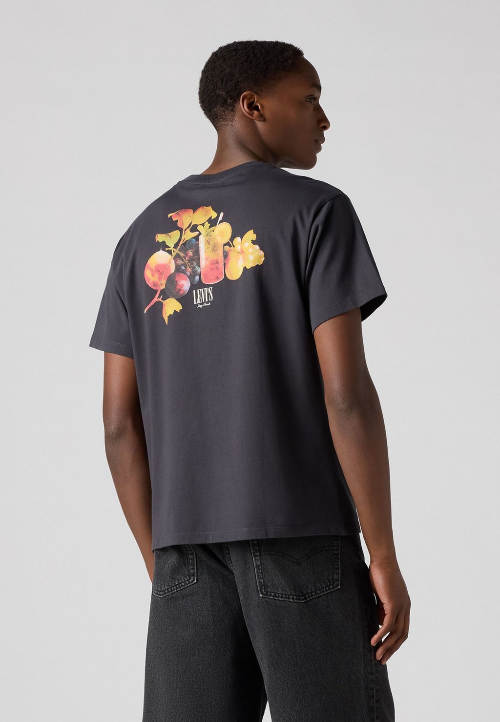 

Футболка с принтом VINTAGE FIT GRAPHIC TEE Levi's, черный