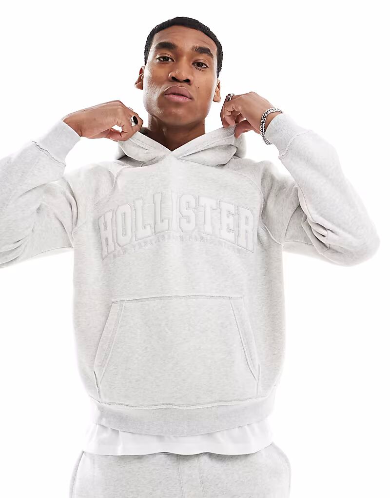 

Толстовка Hollister с квадратным логотипом серого цвета