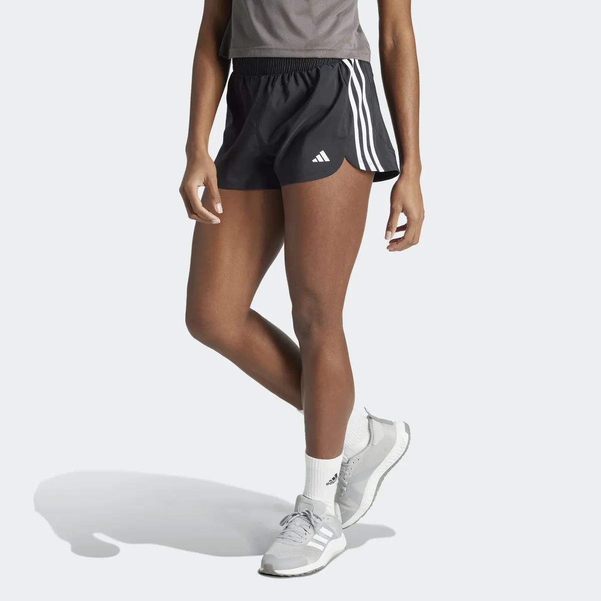 

Шорты adidas Performance "PACER WVN MID" (1 шт.), белый