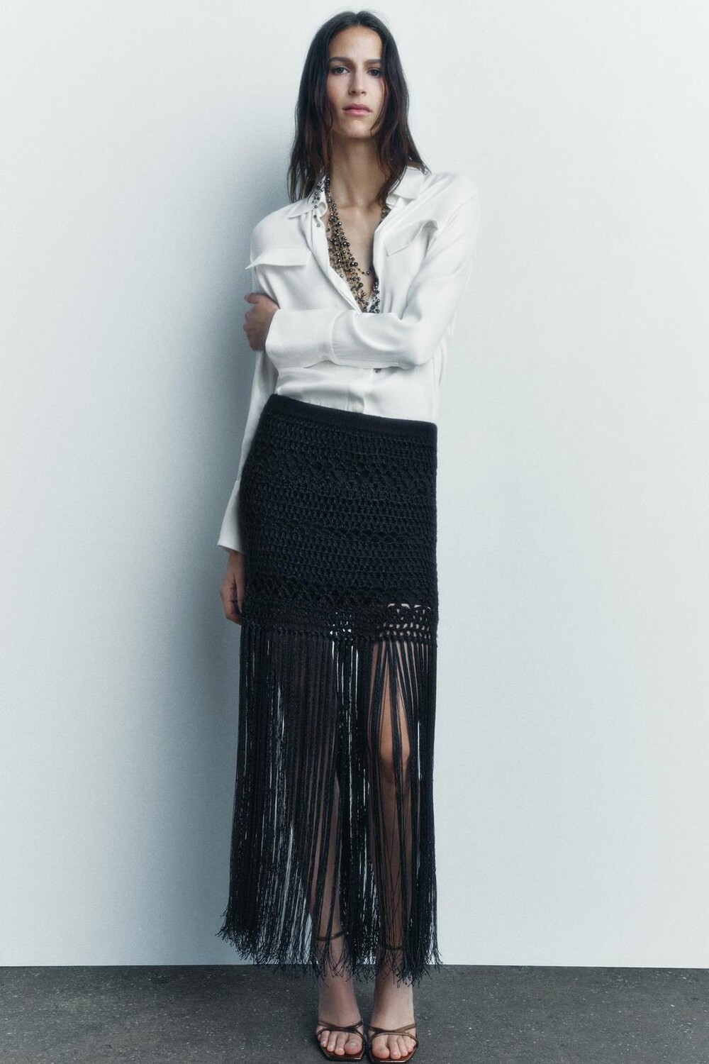 

Юбка с бахромой крючком ZARA, черный
