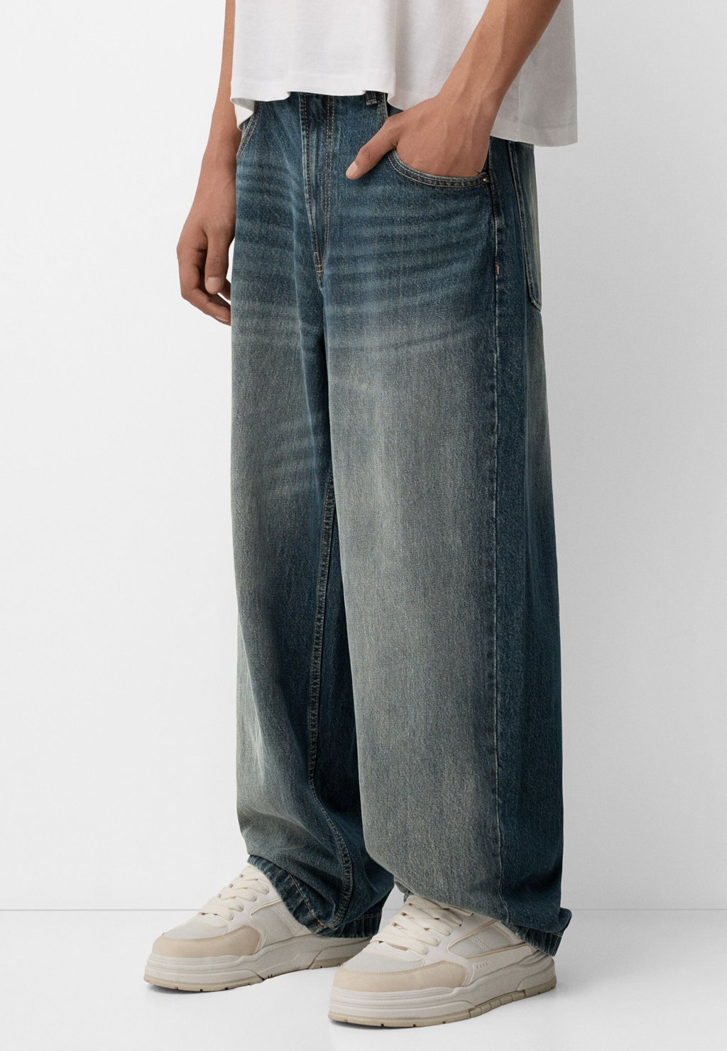 

Мешковатые джинсы SUPER BAGGY Bershka, зеленый