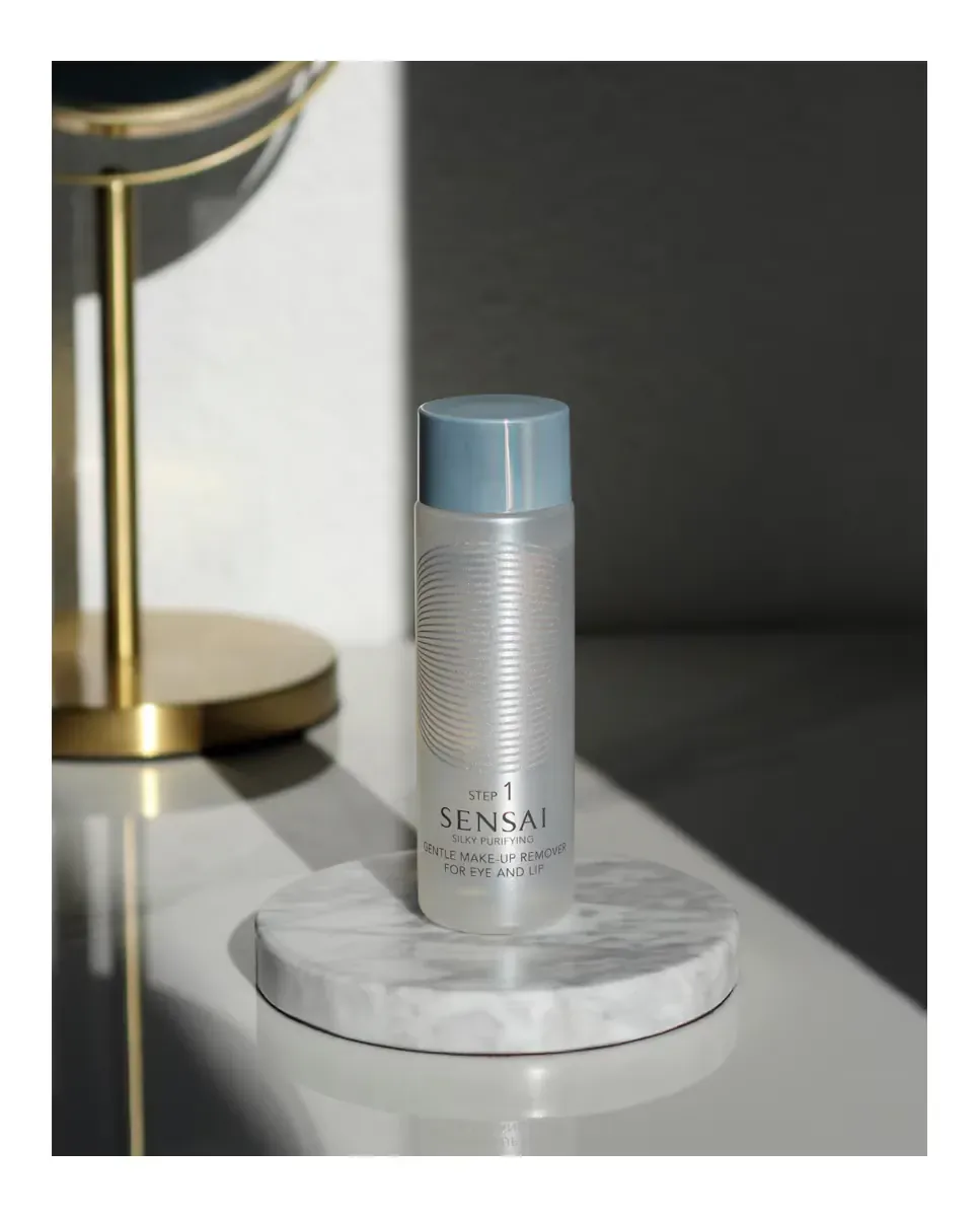 Средство для снятия макияжа с глаз Gentle Make-Up Remover For Eye & Lip Silky Purifying 100 мл Sensai — фото 2