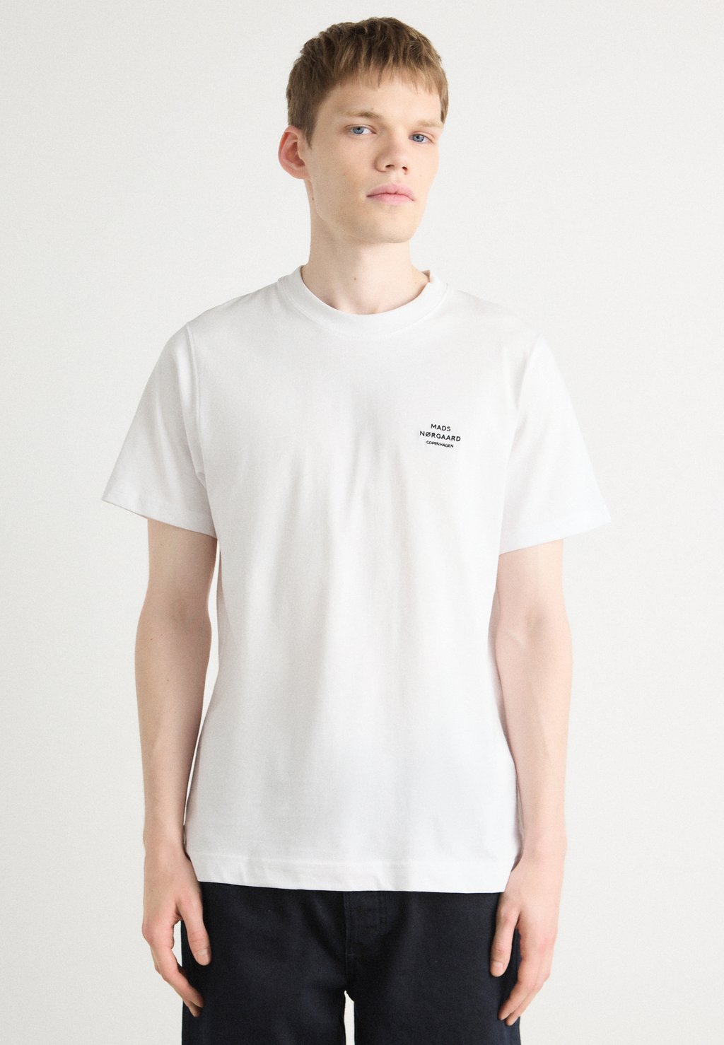

Базовая футболка LOGO TEE Mads Nørgaard, белый
