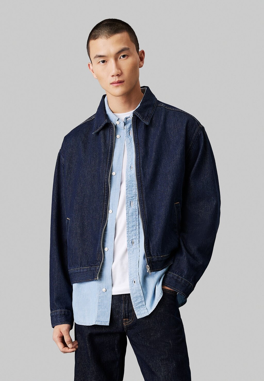 

Джинсовая куртка Calvin Klein Jeans, темно-синий