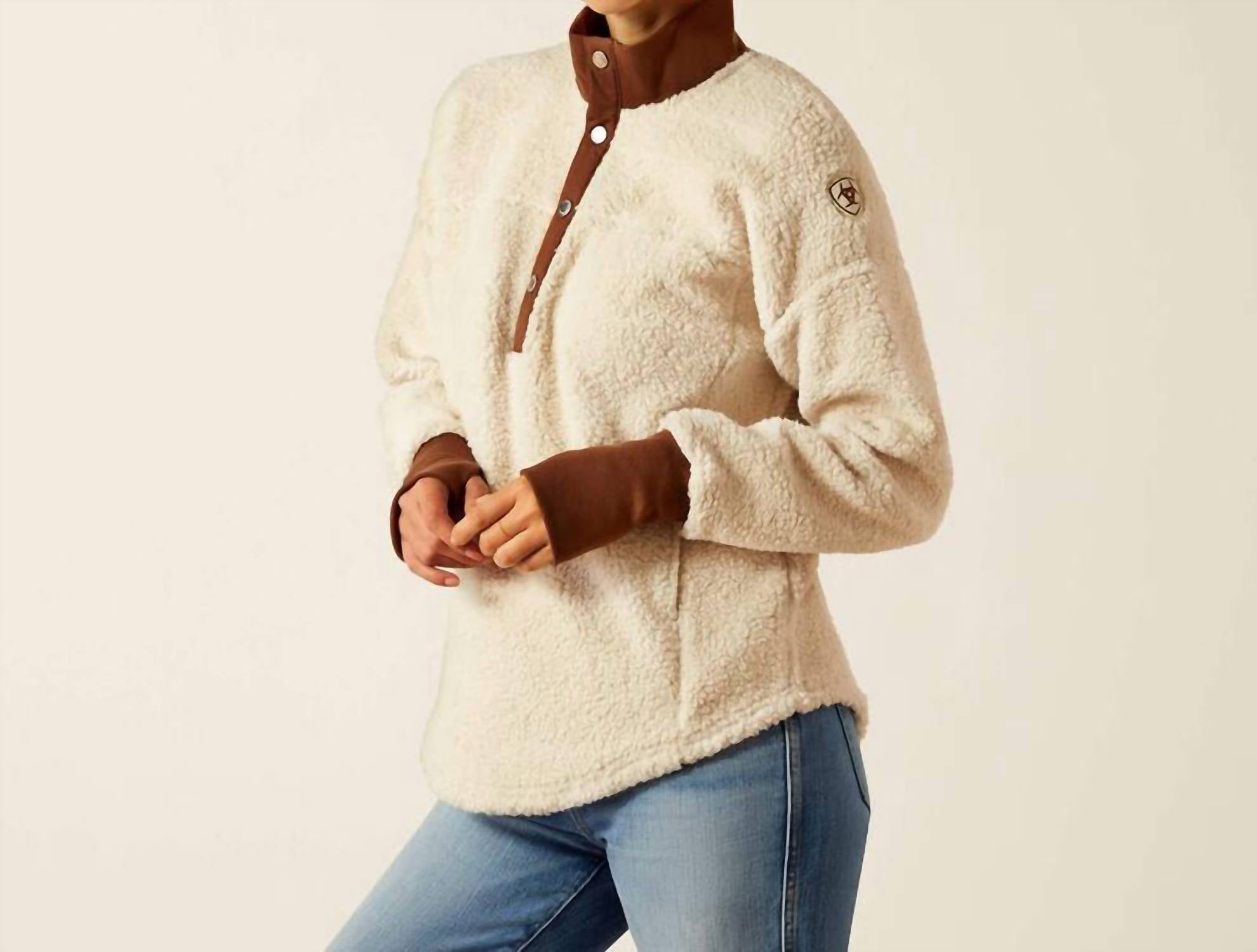 

Толстовка Doyen в цвете Natural/soft Silt ARIAT