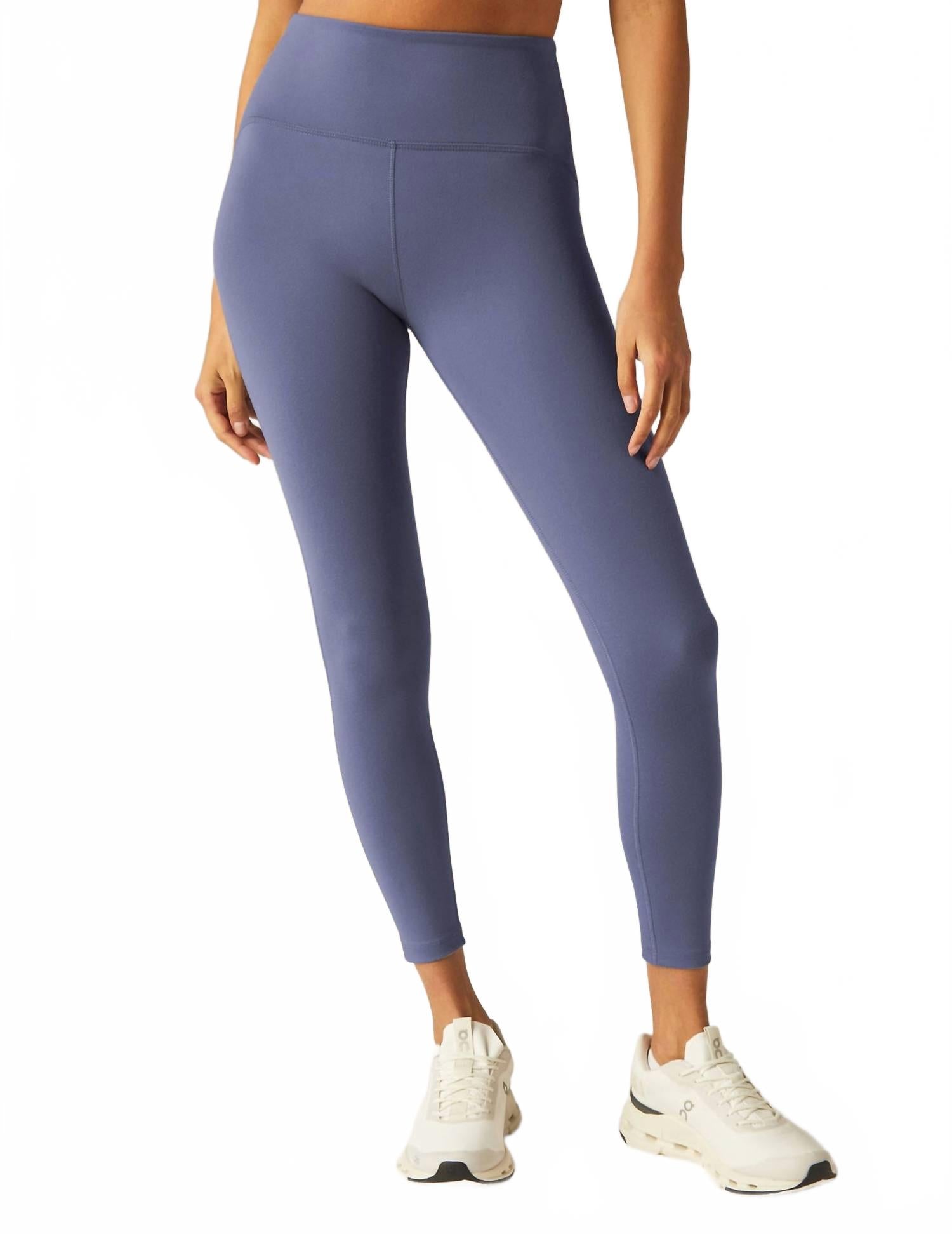 

Леггинсы Powerbeyond Midi в цвете Hazy Peri BEYOND YOGA, Hazy Peri