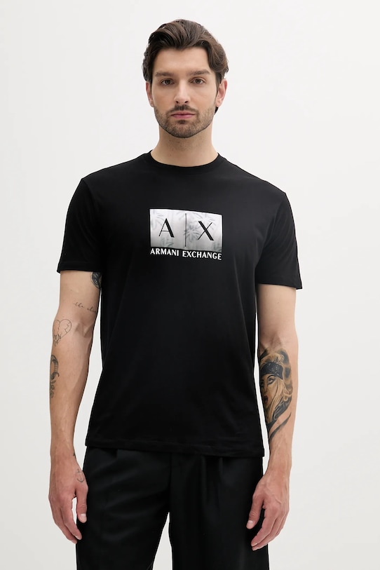 

Хлопковая футболка Armani Exchange, черный