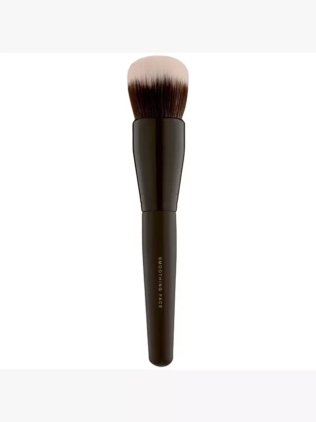 Разглаживающая кисть для лица bareMinerals