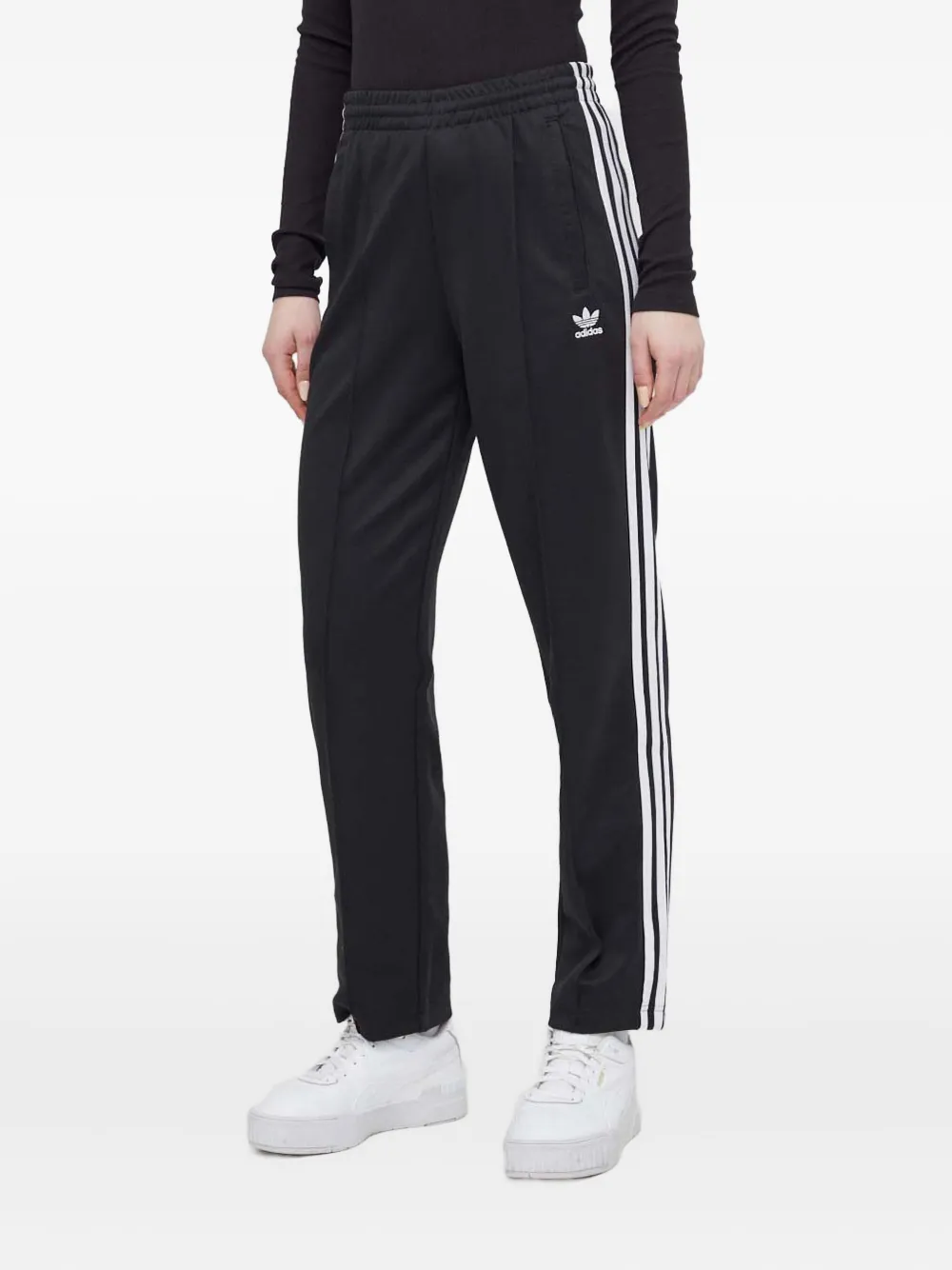 

Спортивные брюки с полосатыми деталями Adidas, черный