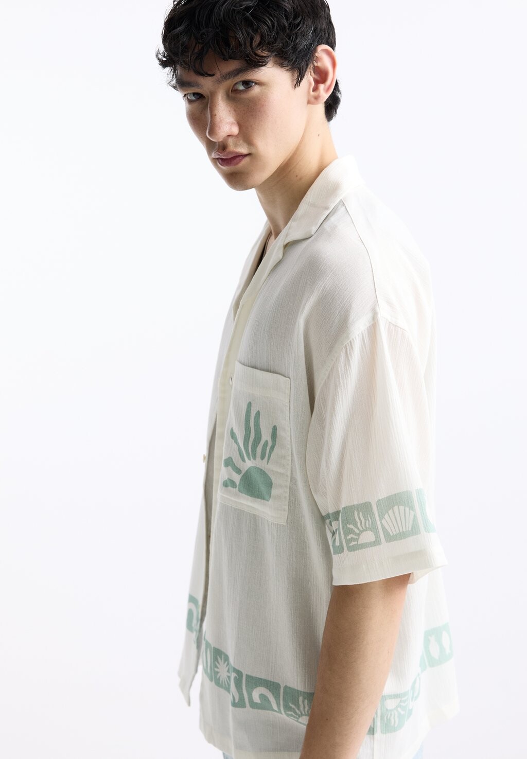 

Рубашка SHORT SLEEVE PULL&BEAR, белый