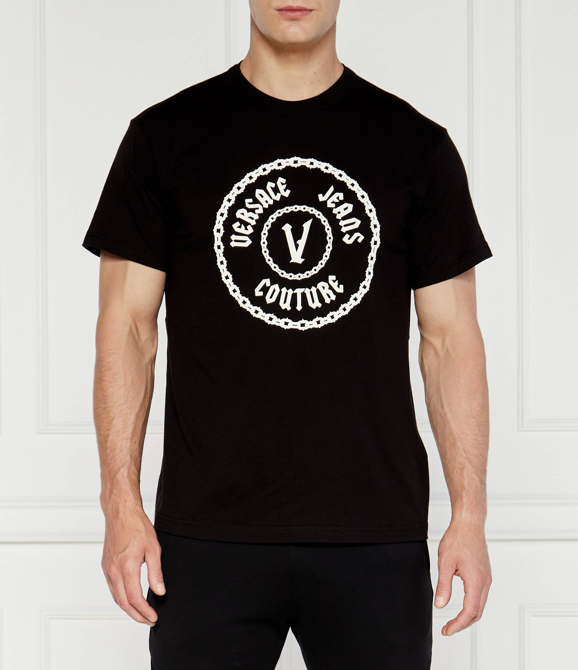 

Футболка Versace Jeans Couture Regular Fit, черный