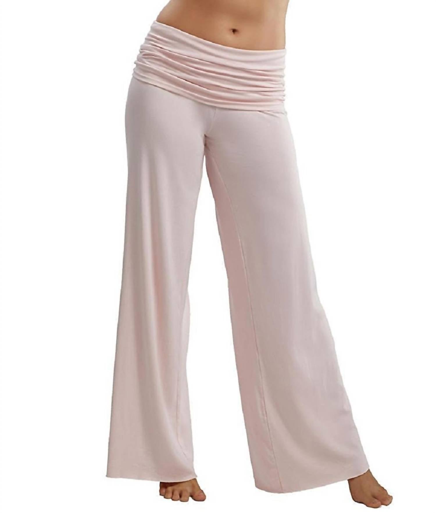 

Трикотажные брюки Jordan Fold Over в цвете Blush PJ Harlow, красный