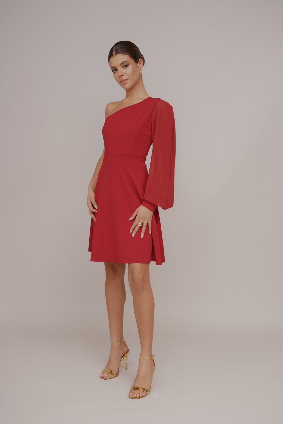 

Платье WAL G. KAT ONE SLEEVE SKATER, Cherry Red/Red