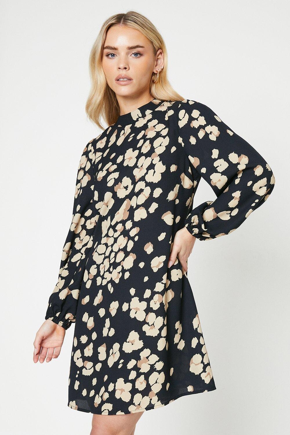 

Миниатюрное платье Petite с высоким воротником Dorothy Perkins, черный