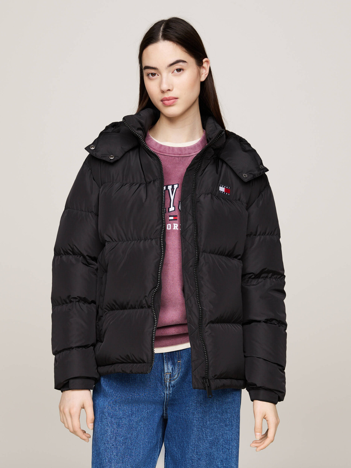 

Куртка Tommy Jeans Regular Fit, черный