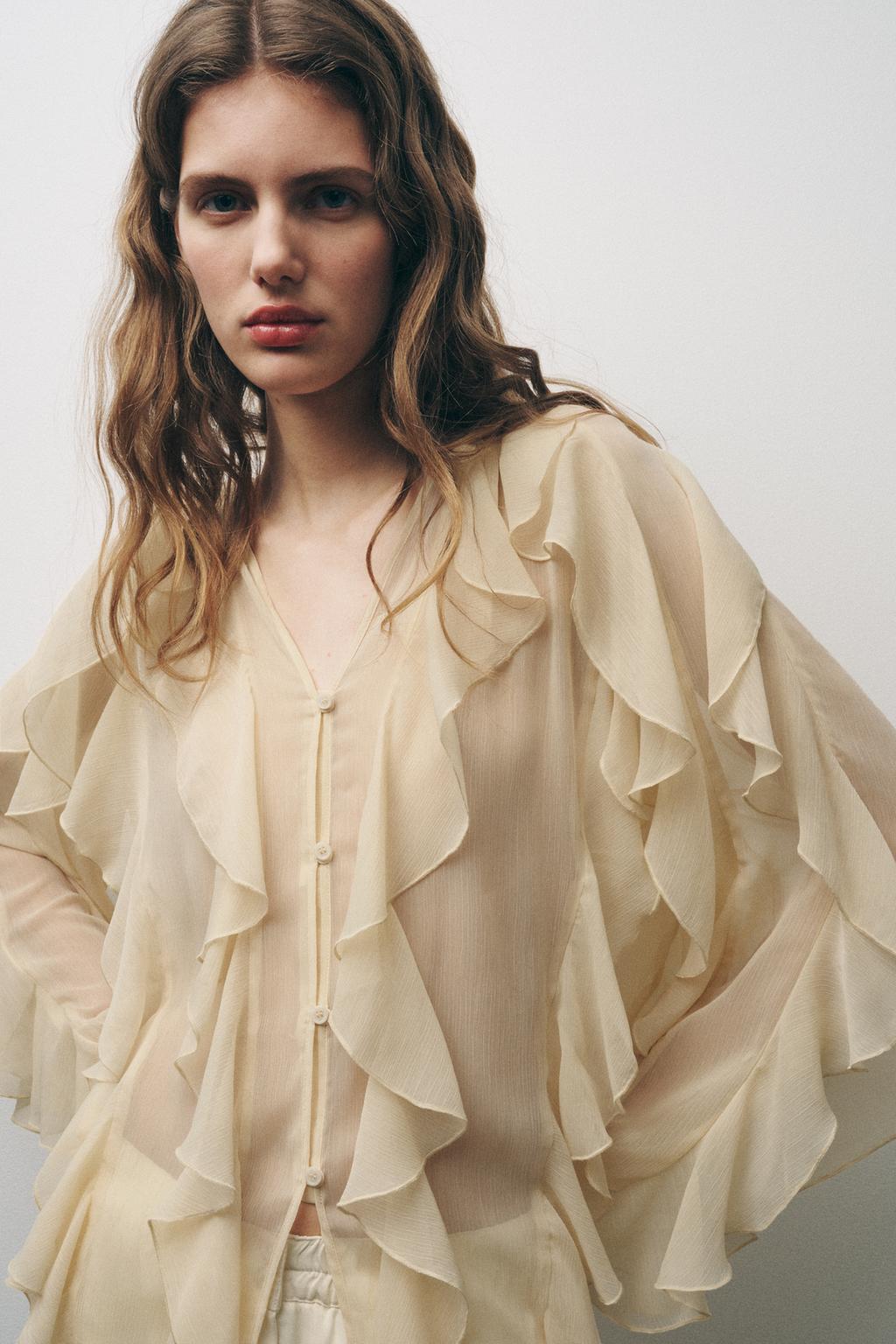 

Блузка с оборками ZARA, цвет Pastel yellow