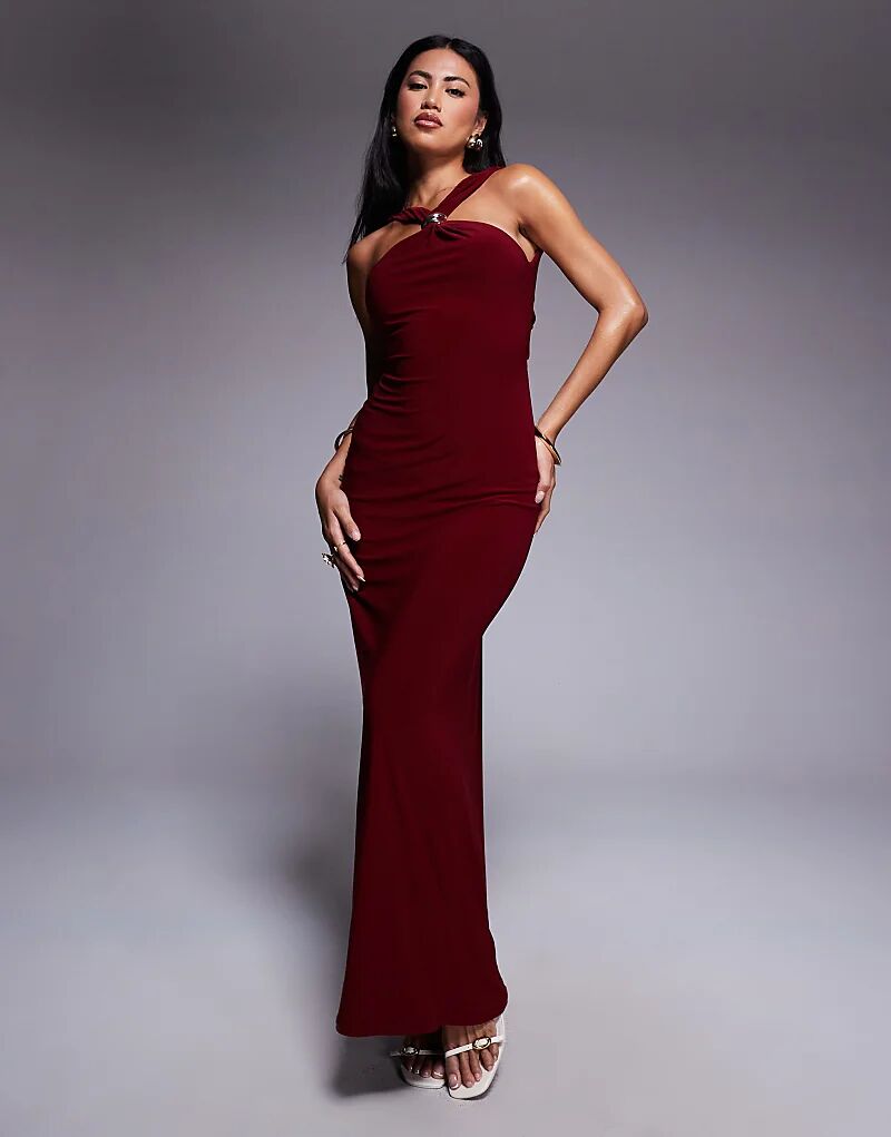 

Платье макси ASOS DESIGN с отделкой халтер и перекрученной спинкой в ​​бордовом цвете