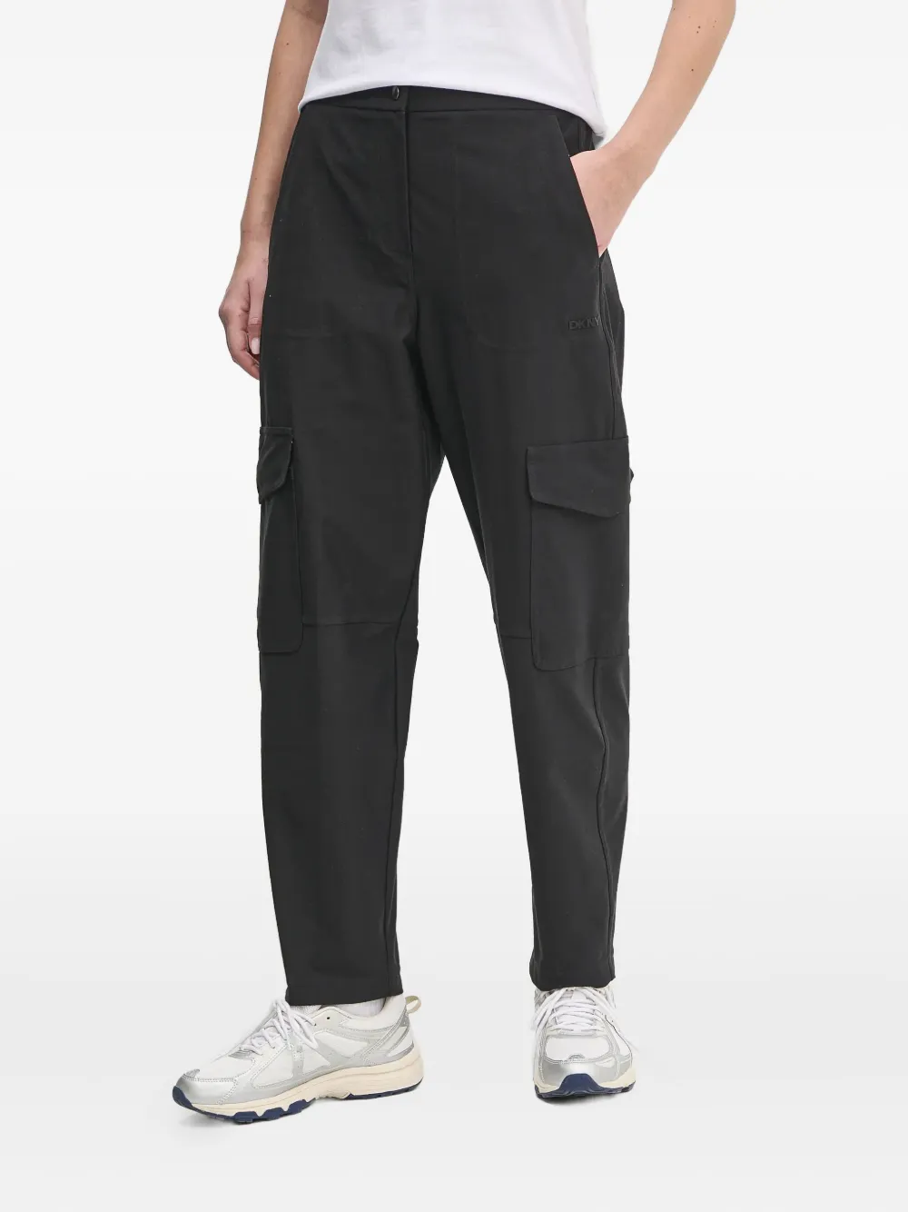 

Брюки с карманами карго DKNY, черный