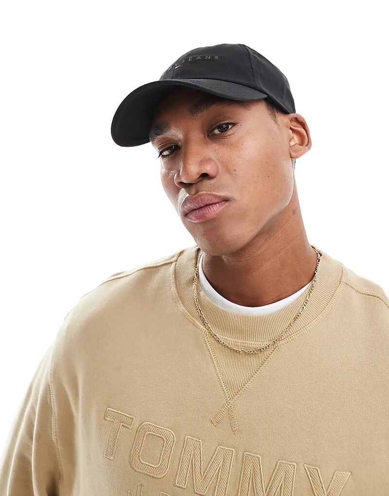 

Кепка с линейным логотипом черного цвета Tommy Jeans