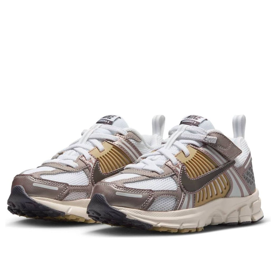 Кроссовки (PS) Nike Air Zoom Vomero 5 'Metallic Pewter Parachute Beige', белый — фото 3
