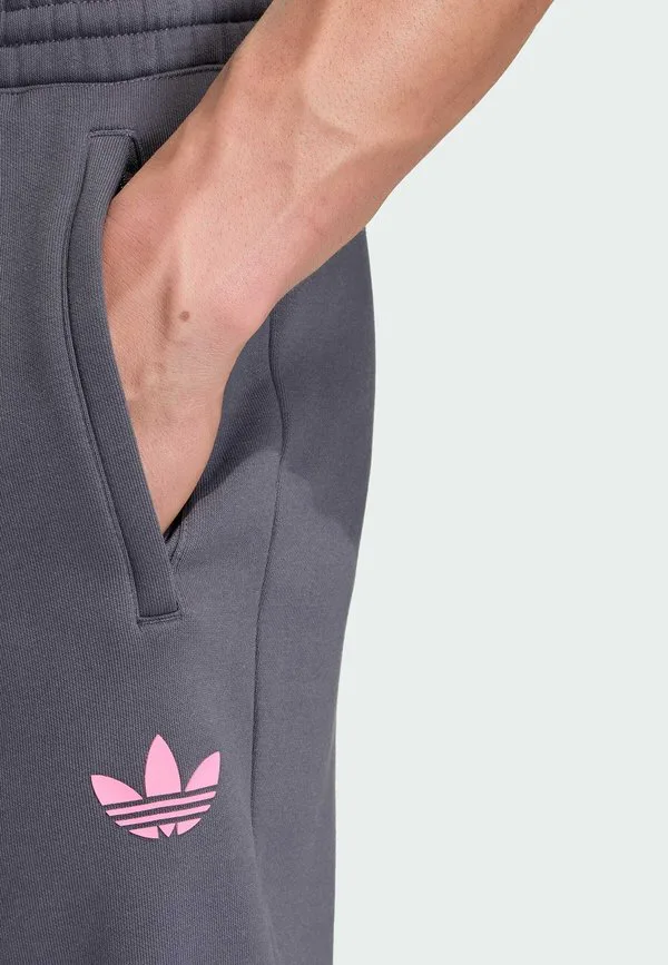Спортивные шорты месси Adidas Originals, Aurora Onix — фото 3