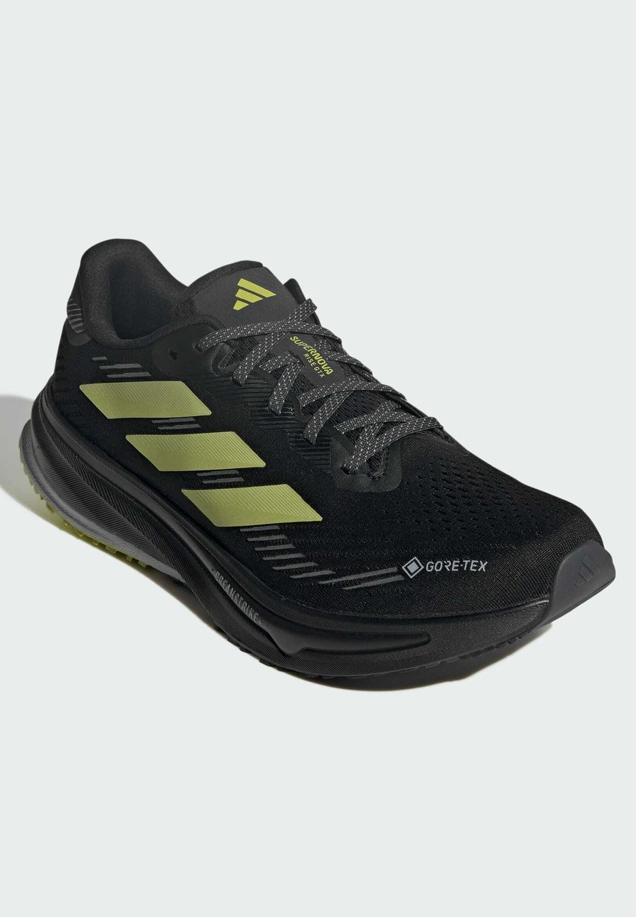 Кроссовки Adidas Performance SUPERNOVA RISE GTX, Core Black Preloved Lime /Black — фото 2