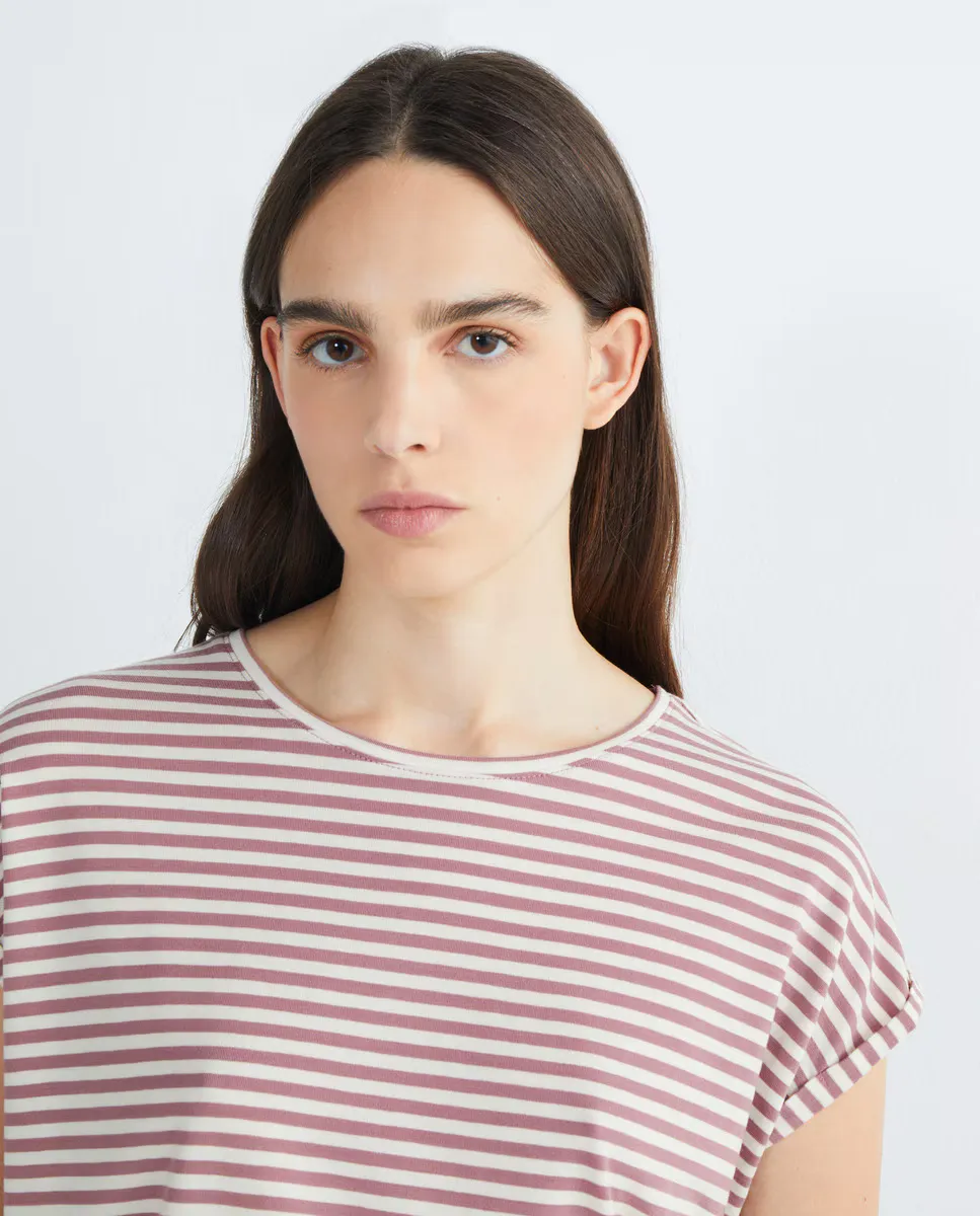 

Женская футболка прямого кроя с короткими рукавами Vero Moda, розовый
