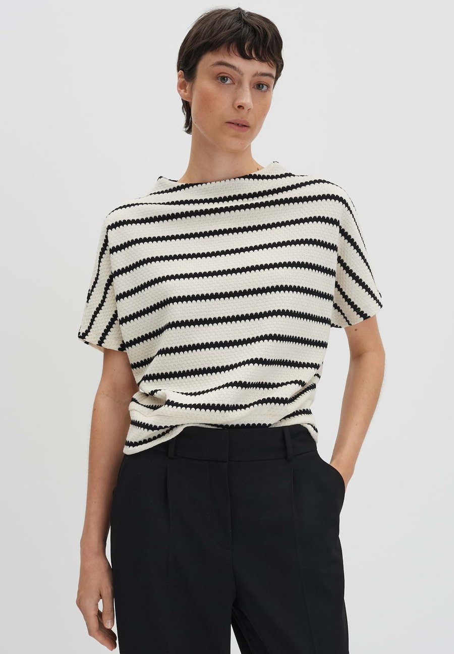 

Футболка someday. BATWING FIT, Natural Glaze/Beige