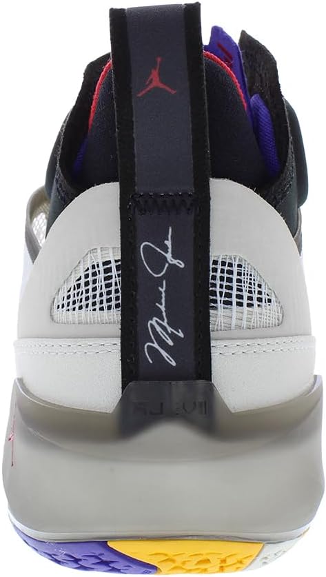 Кроссовки для мальчиков Nike Air Jordan XXXVII GS, белый/черный — фото 4