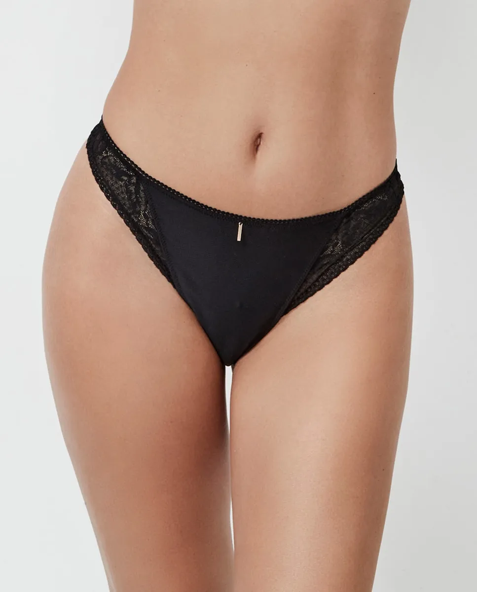 

Трусики-танга с цветочным кружевом Selmark, черный