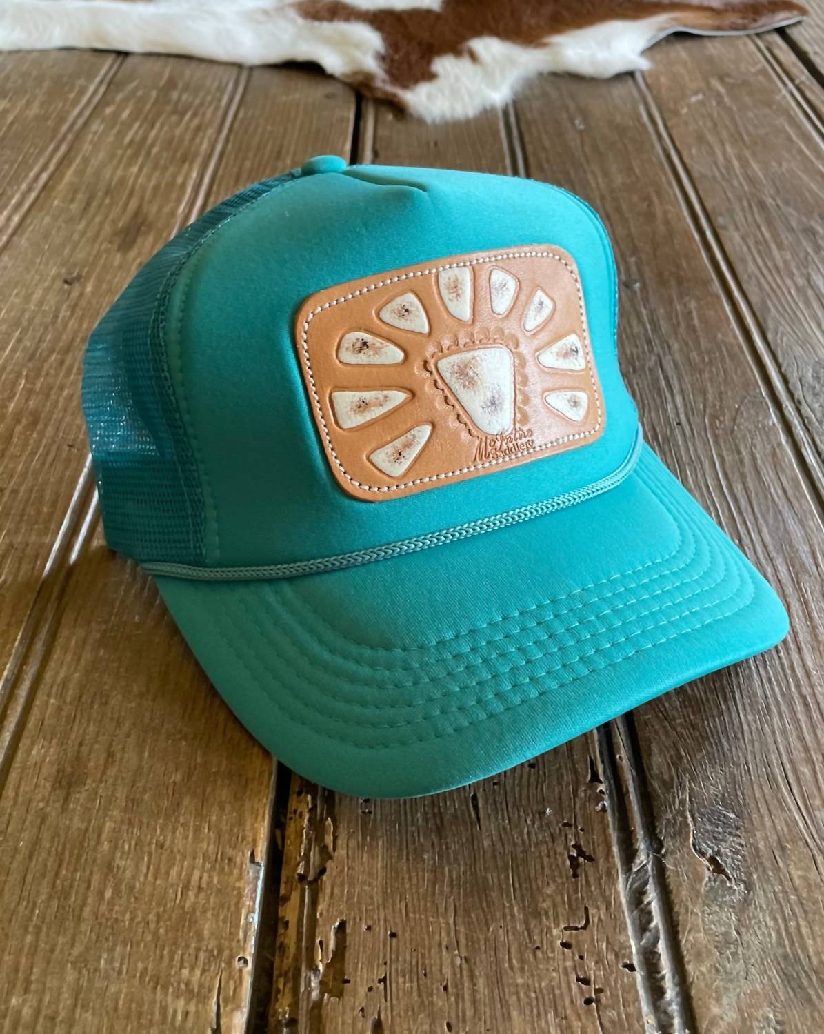 

Женская кепка Taos бирюзового цвета McIntire Saddlery