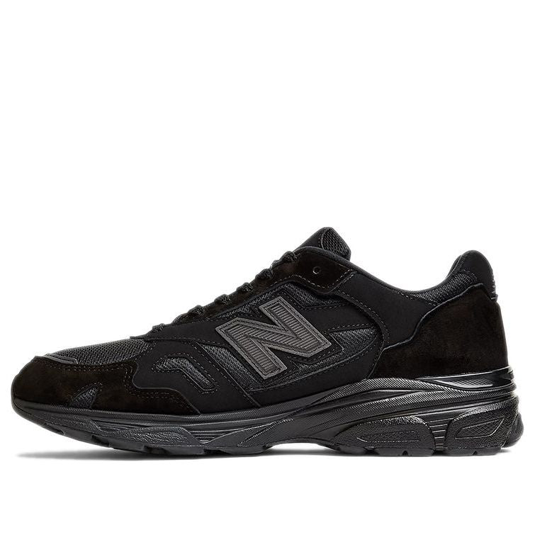 

Беговые кроссовки New Balance 920 Made in England 'Triple Black', черный