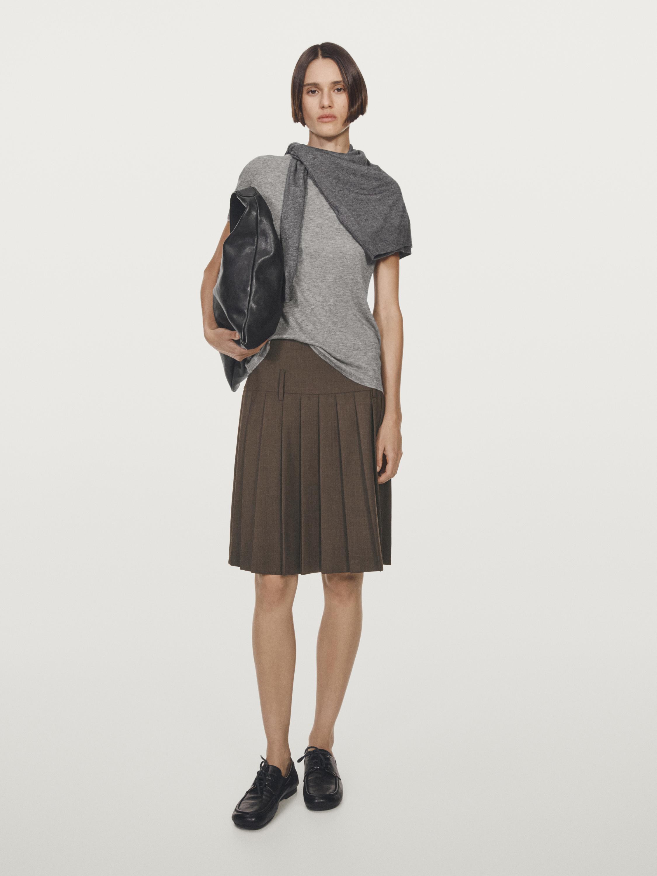 

Короткая юбка со складками и поясом Massimo Dutti, шоколадный