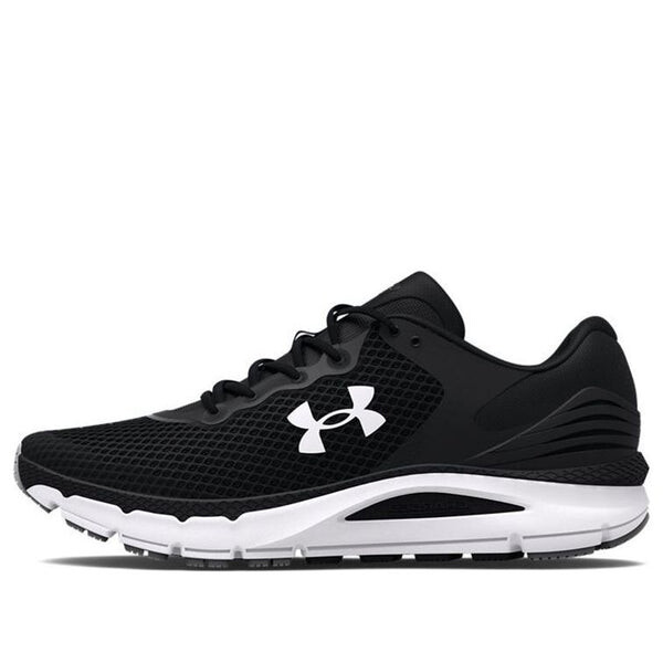 

Кроссовки charged intake 5 'black white' Under Armour, черный