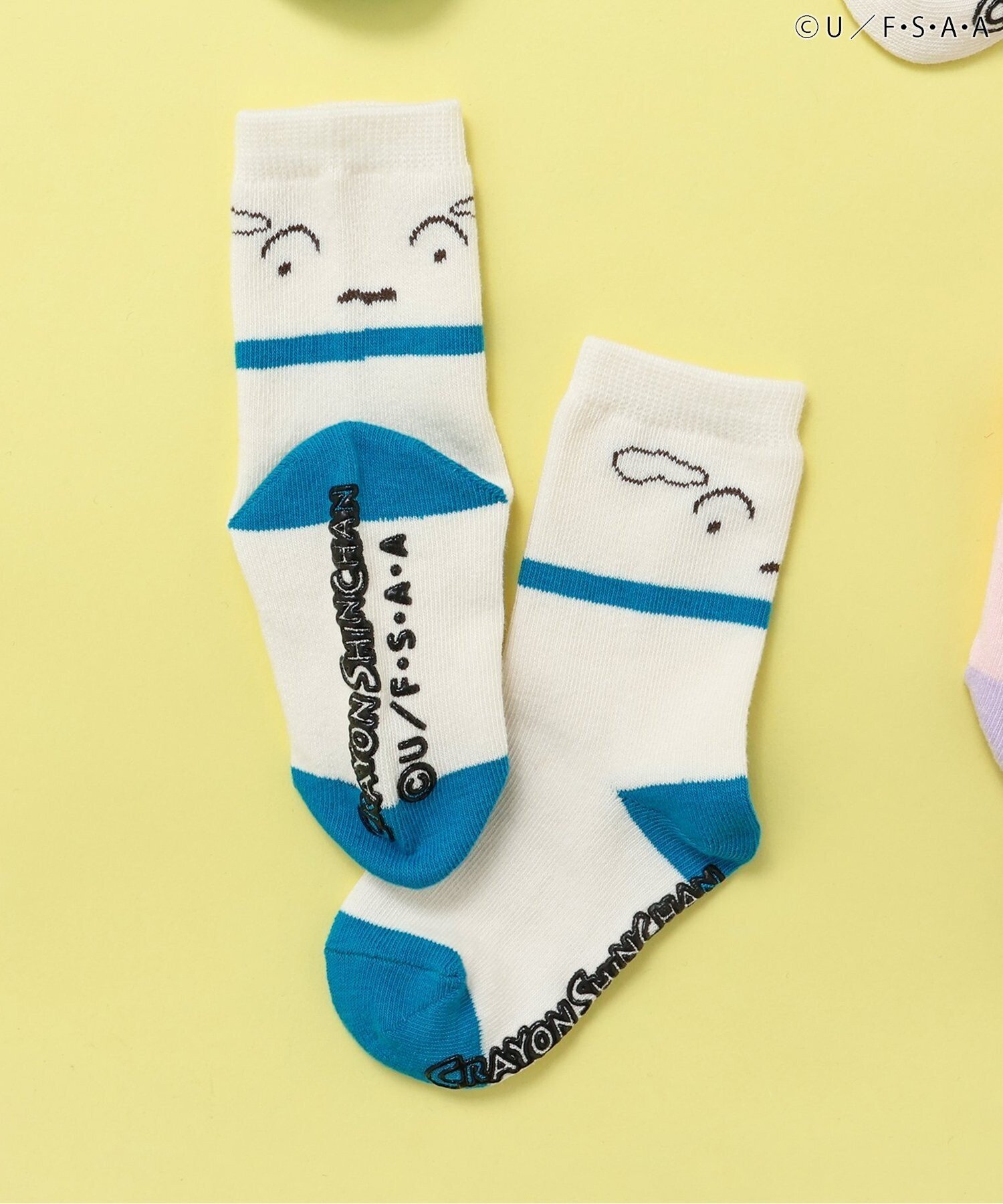 Эксклюзивные носки Crayon Shin-chan для интернет-магазина Apres les cours, Off white