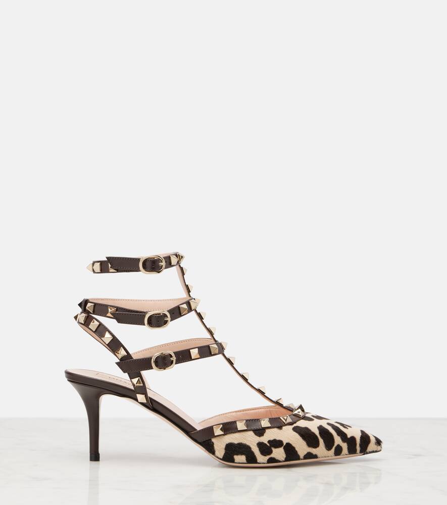 Туфли-лодочки из меха теленка Rockstud 65 Valentino Garavani, Naturale-Marrone/Oak Brown — фото 4