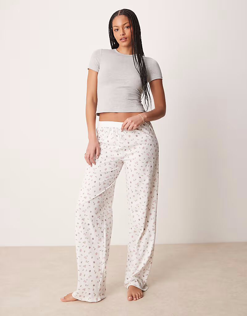 

ASOS DESIGN Tall, комбинируемые пижамные брюки с принтом в виде фруктов ASOS Tall