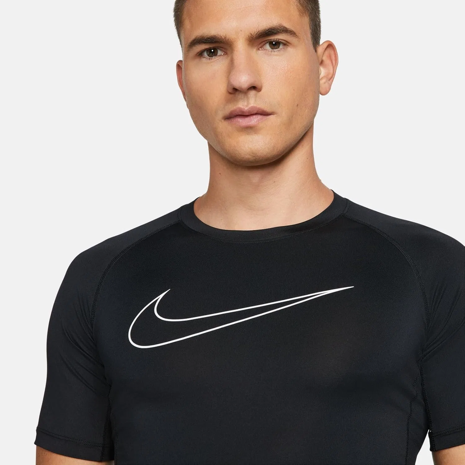 Мужская облегающая футболка с коротким рукавом Nike Pro Dri-FIT — фото 4