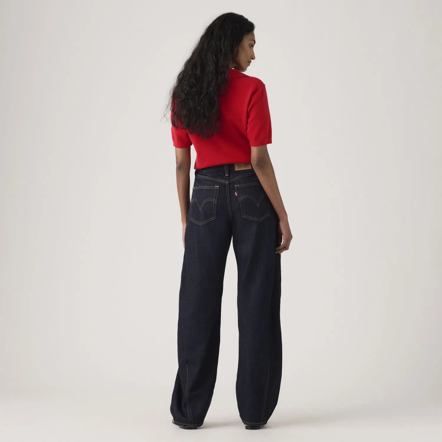 Женские джинсы Levi's Cinch Barrel, темно-синий — фото 4