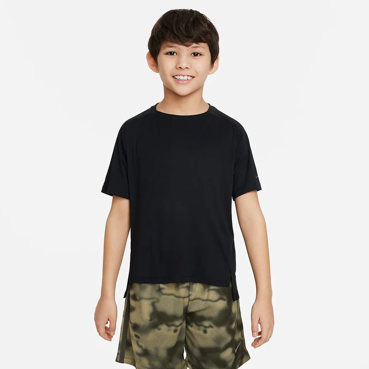 

Футболка Nike Multi Kids, черный