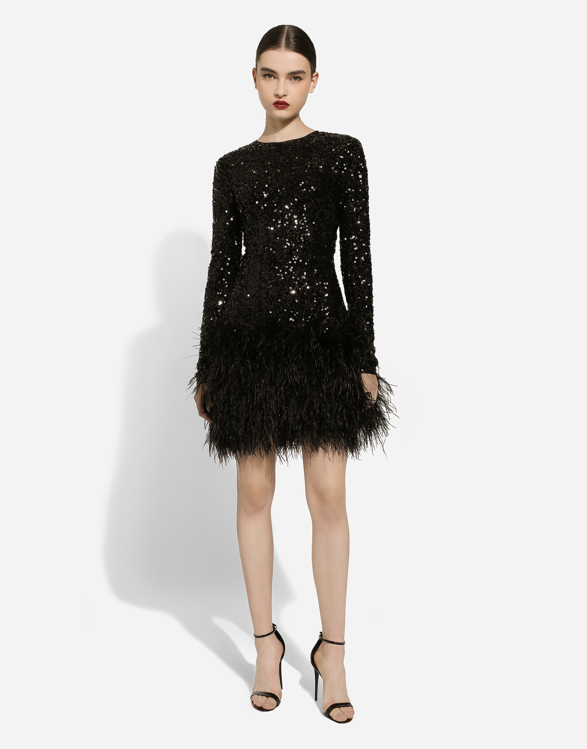 Короткое платье из пайеток с отделкой из перьев Dolce & Gabbana, черный — фото 2