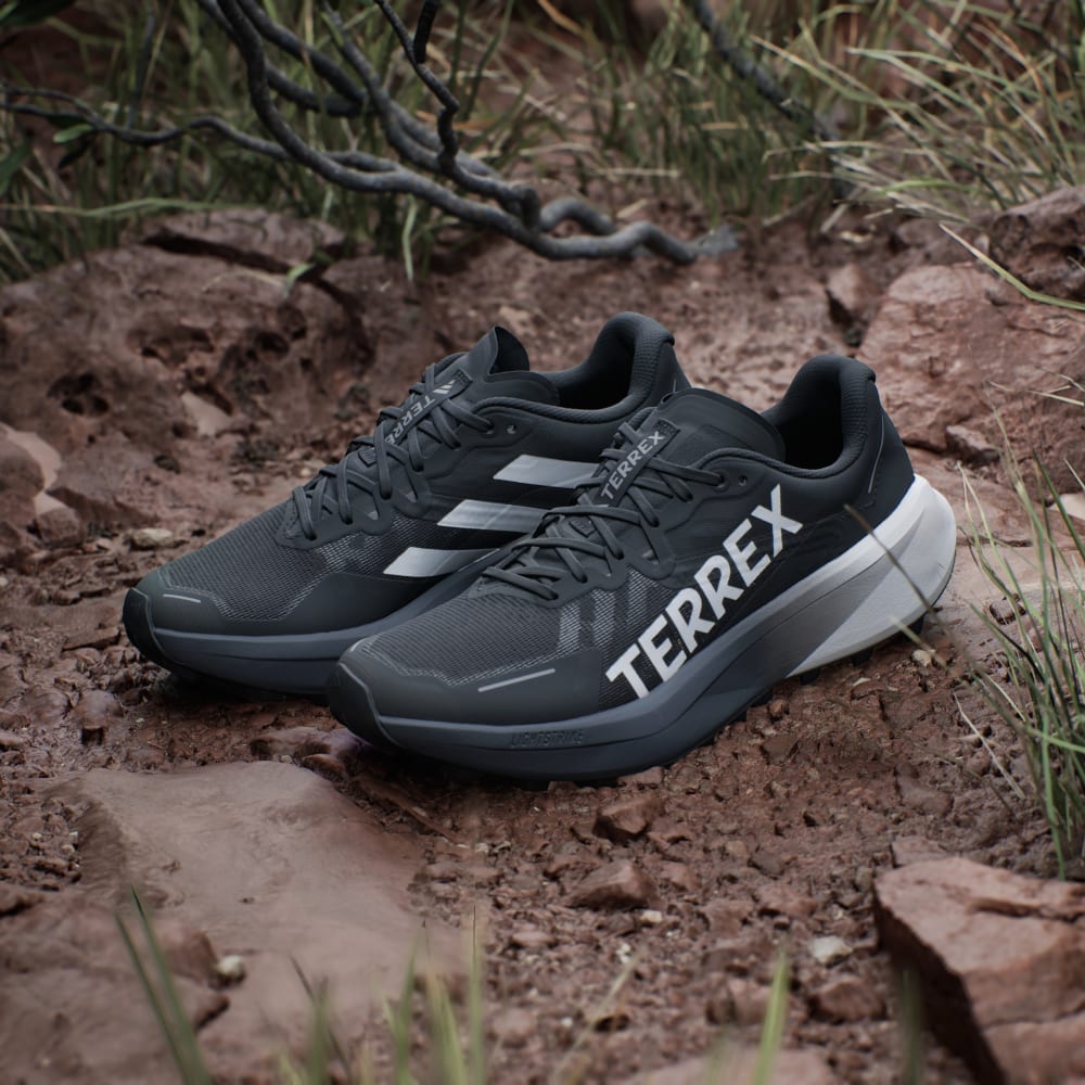 Кроссовки Adidas Terrex Agravic 3 Trail Running Shoes, цвет Core Black/Grey One/Grey Six — фото 4