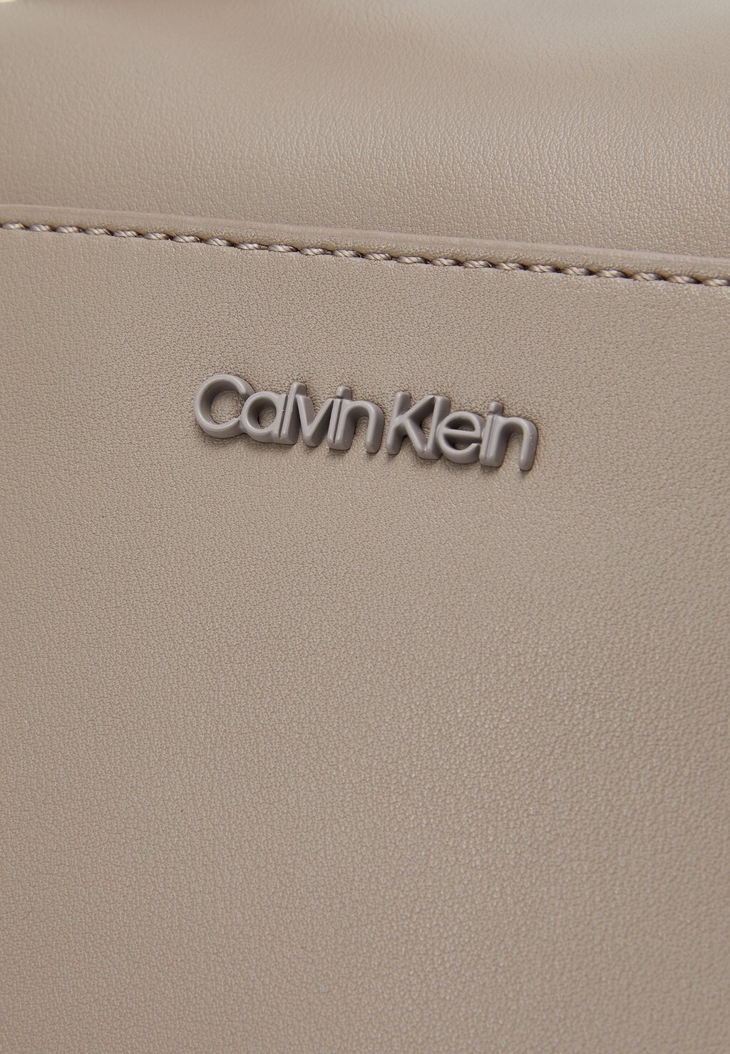 

Сумка через плечо ESSENTIAL CUBE REPORTER UNISEX Calvin Klein, серый
