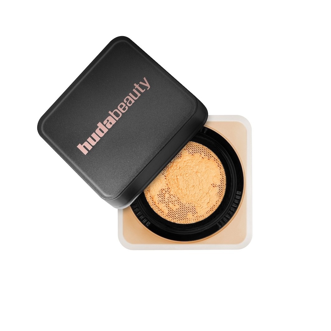 

Пудра для лица easy bake loose baking & setting powder Huda Beauty, blondie, вес 20 гр.