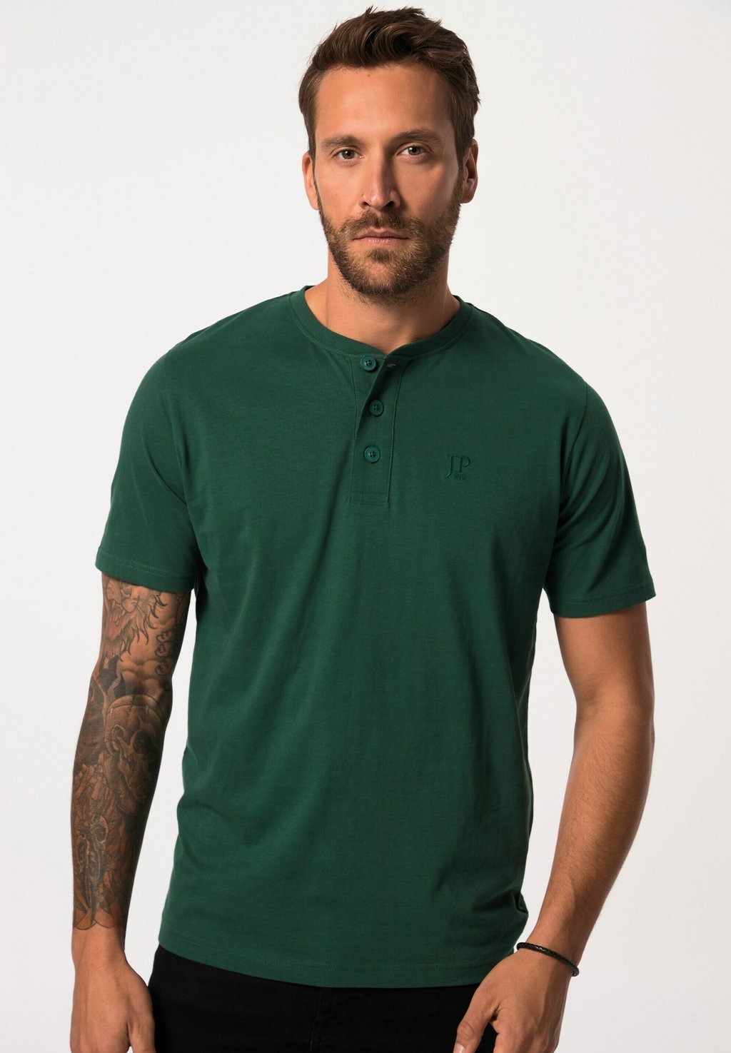 

Базовая футболка GROSSE GRÖSSEN BIS 7XL IM DOPPELPACKHENLEY RUNDHALSAUSSCHNITT KNOPFLEISTE JP1880, черный