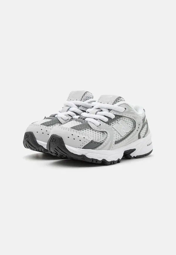 Кроссовки New Balance 530, серый — фото 2
