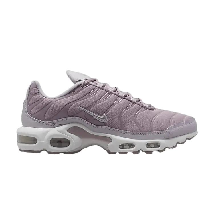 Кроссовки Wmns Air Max Plus 'Plum Fog', фиолетовый